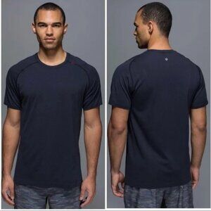 Lululemon Metal Vent Tech Short Sleeve Deep Navy / Black Men's Medium
